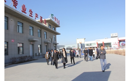 黨建引領促減稅降費落地，黨員帶頭抓普惠政策落實